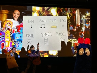 Die Morkis im Kino Kronberg. Die Morkis, Morkis, Katrin Glenz, Morkiwelt, Morki, Filz, Basteln mit Filz, Nähen, Diorama