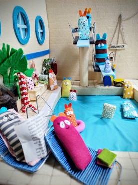 Morkis im Schwimmbad